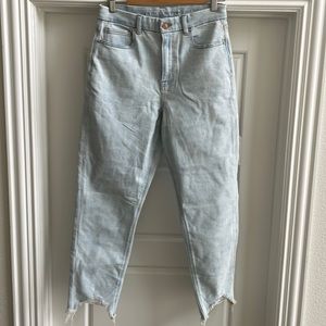 NWOT American Eagle Curvy Mom Jean